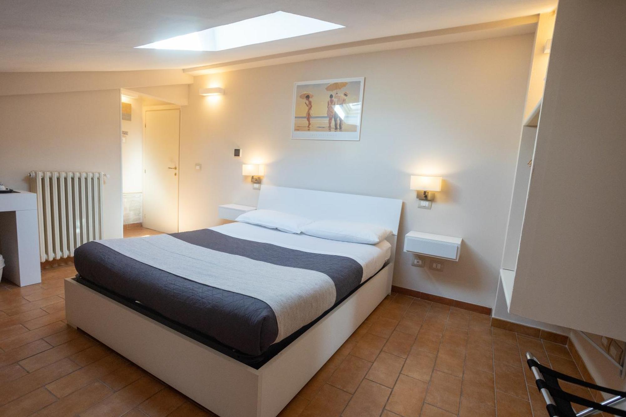 Helios Assisi Hotell Exteriör bild